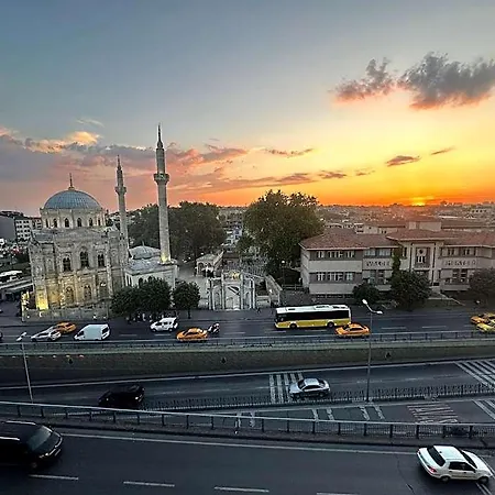 Hotel The